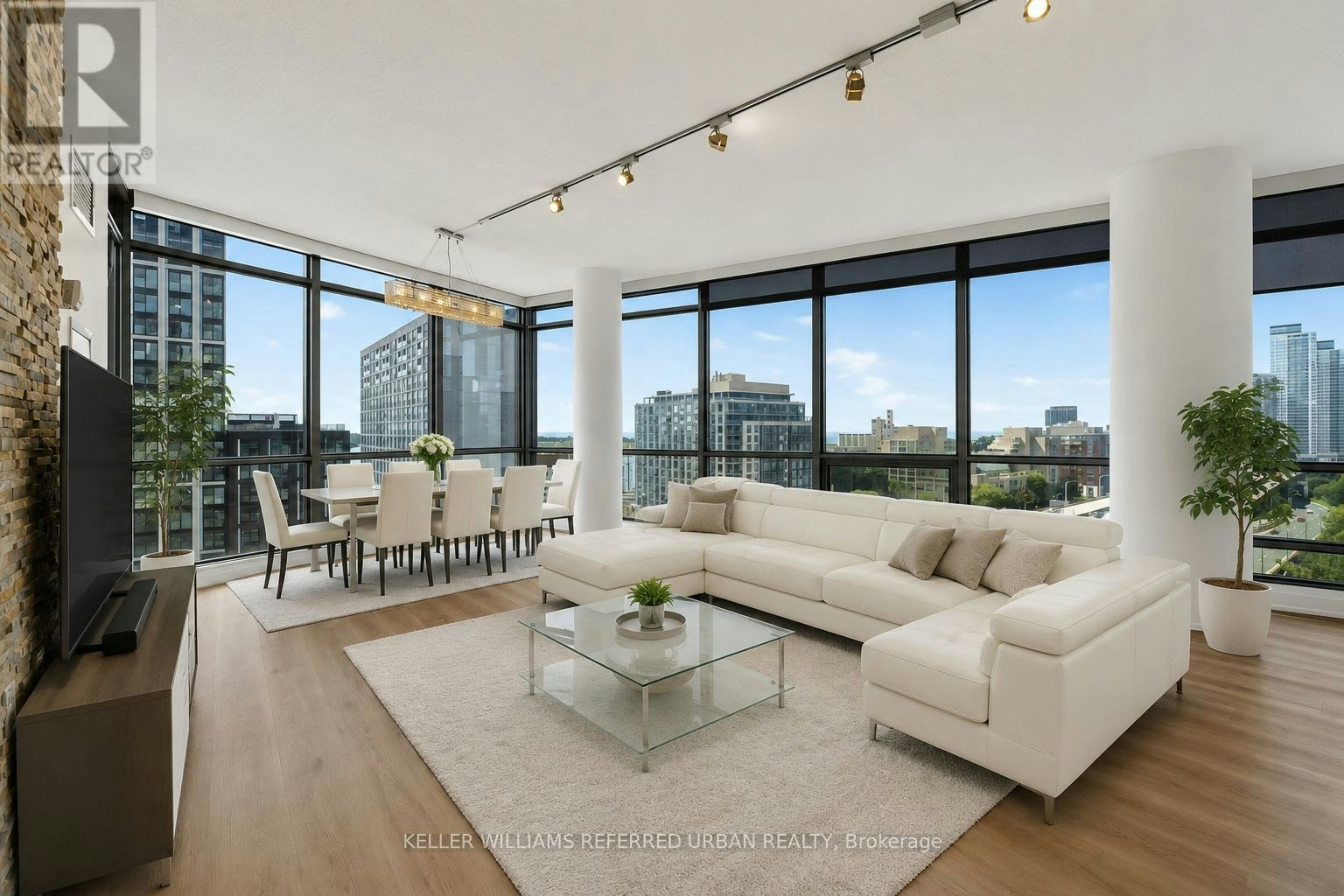 1503-5 Mariner Terrace, Toronto, ON, M5V 3V6