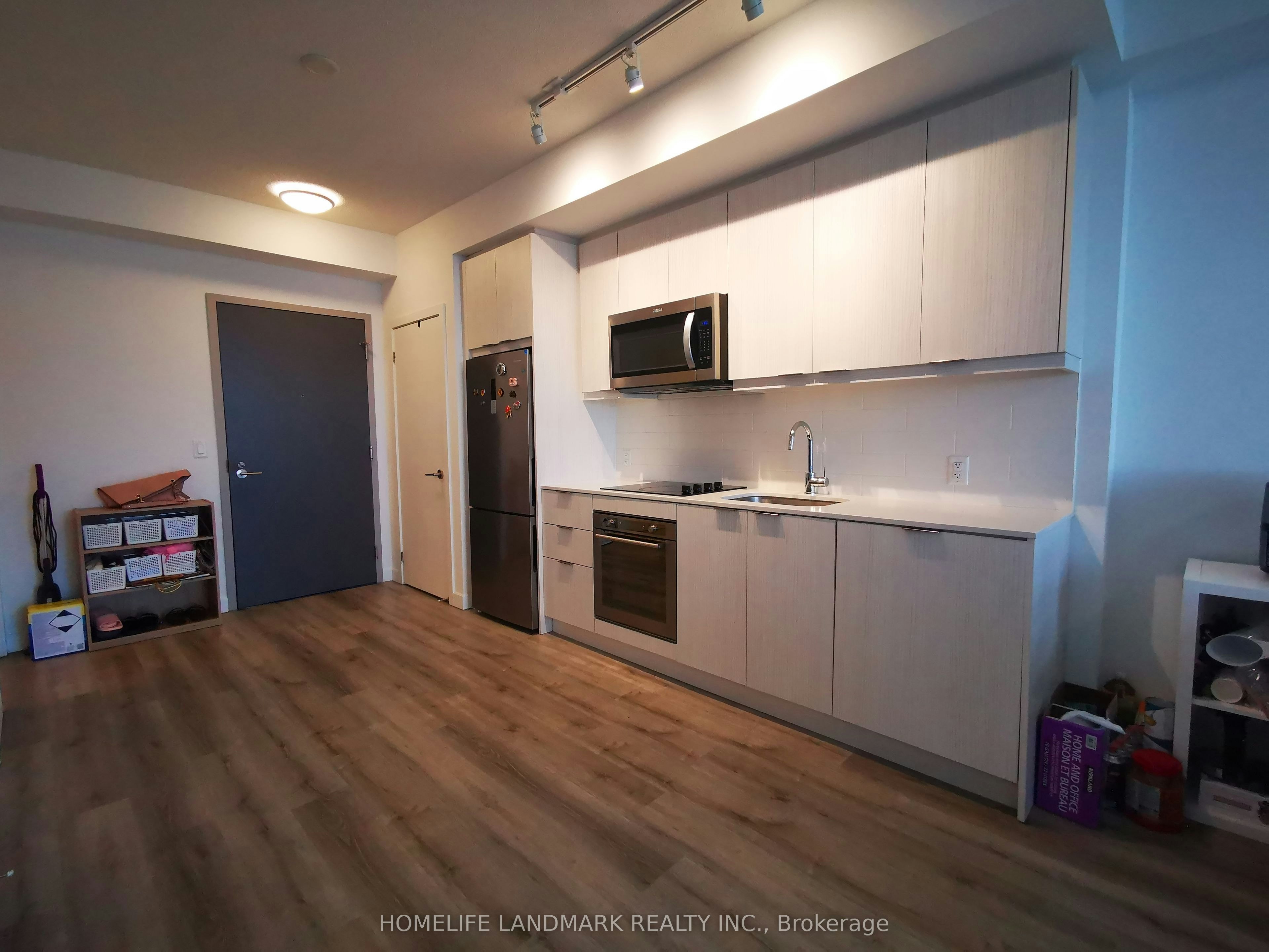 2103-38 Forest Manor Road, Toronto, ON, M2J 1M5 - 2