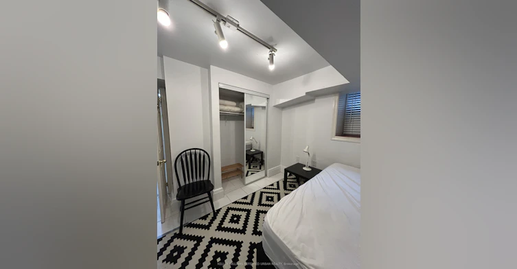 63 Hilton Avenue, Toronto, ON, M5R 3E5 - 13