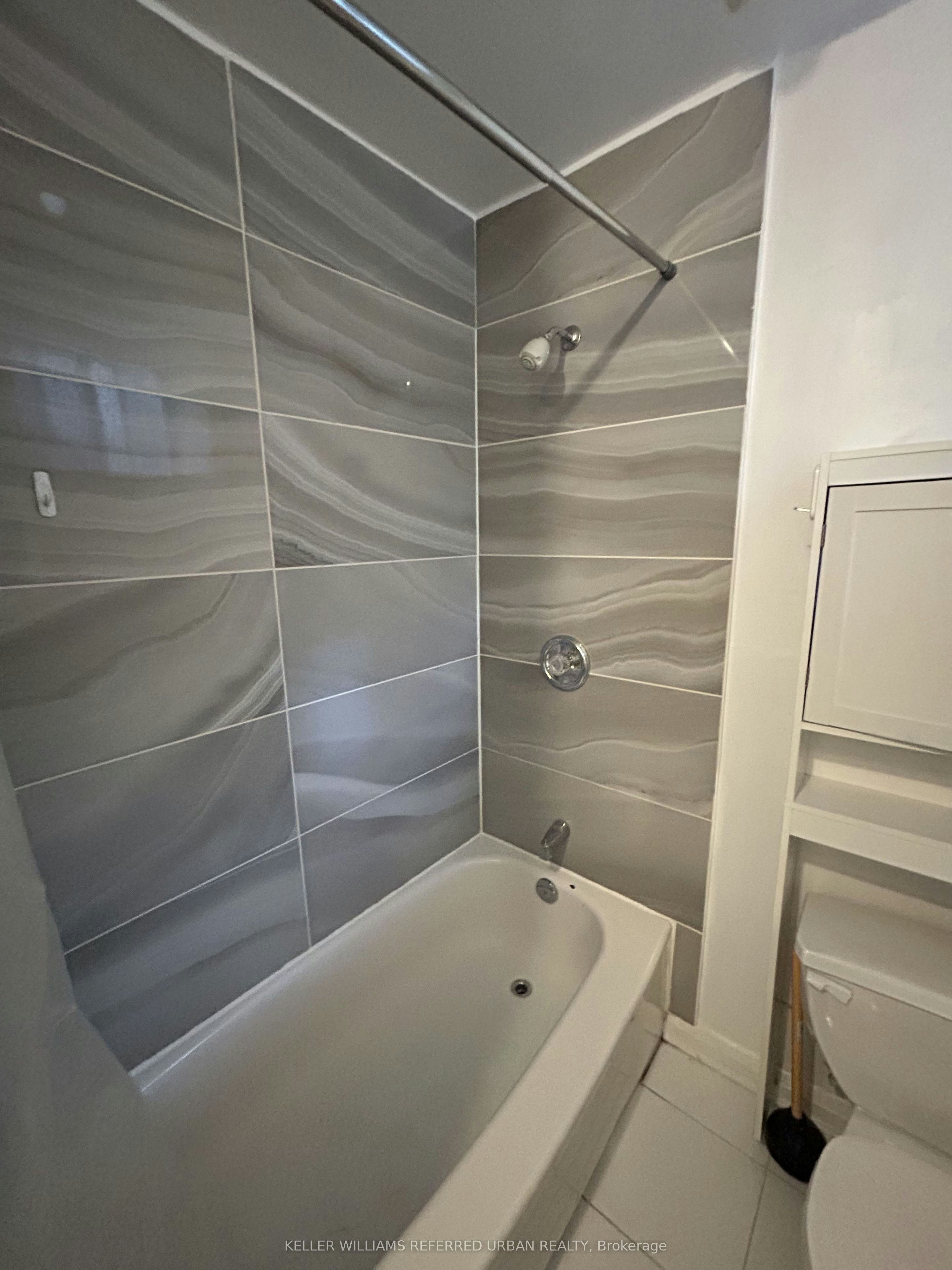 63 Hilton Avenue, Toronto, ON, M5R 3E5 - 17