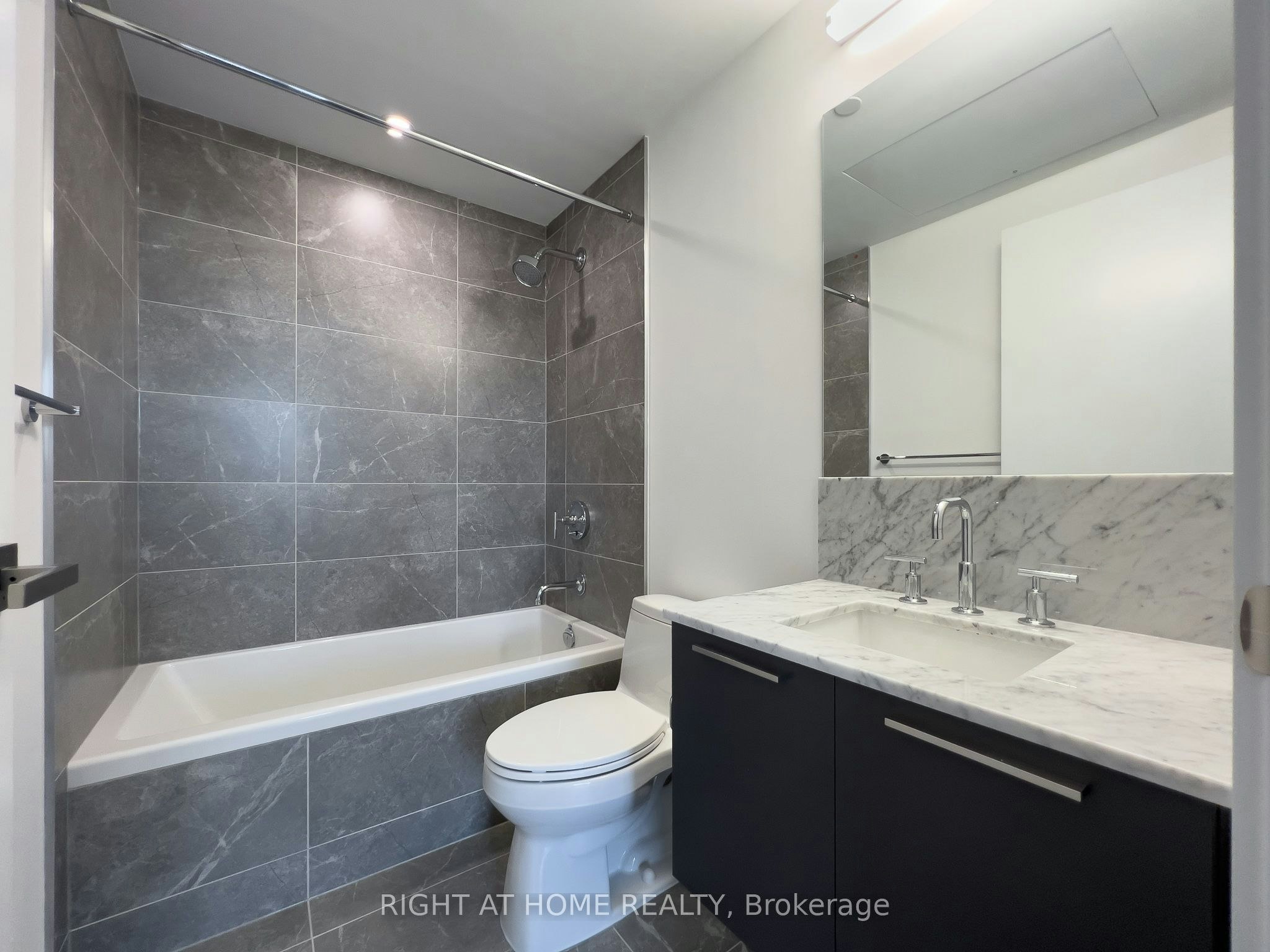 1606-3 Gloucester Street, Toronto, ON, M4Y 0C6 - 11