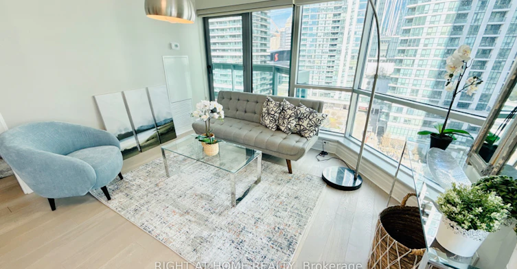 1012-10 Queens Quay W, Toronto, ON, M5J 2R9 - 5