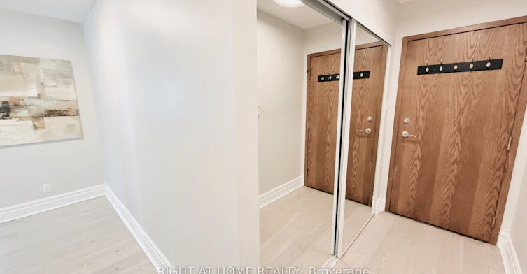 1012-10 Queens Quay W, Toronto, ON, M5J 2R9 - 11