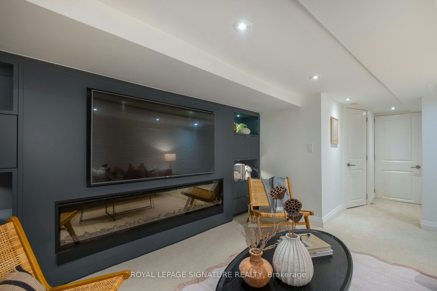 40 Bright Street, Toronto, ON, M5A 3H4 - 24