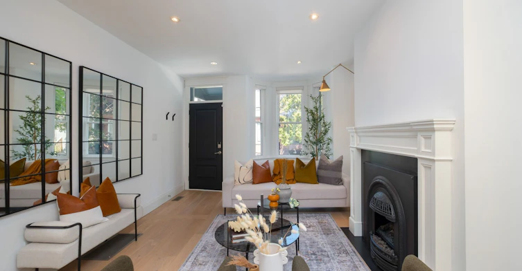 40 Bright Street, Toronto, ON, M5A 3H4 - 4