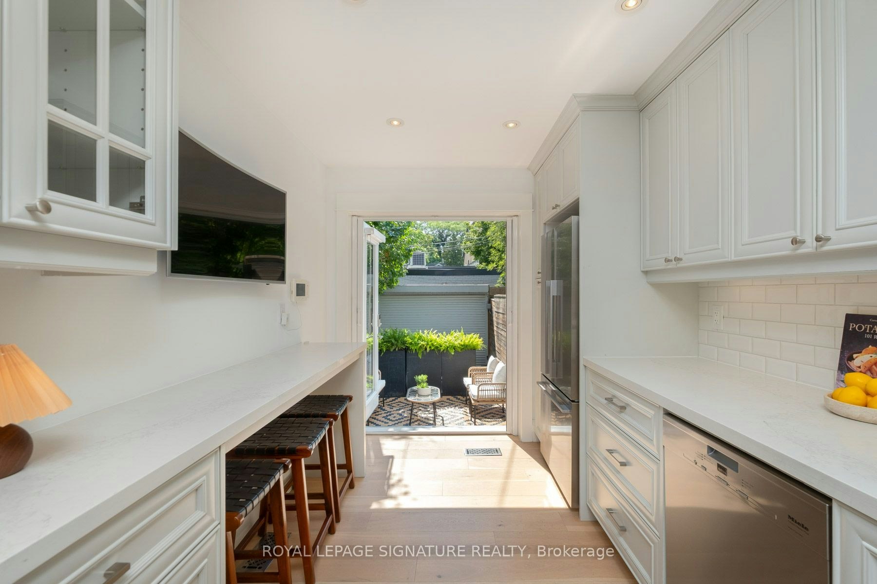 40 Bright Street, Toronto, ON, M5A 3H4 - 12