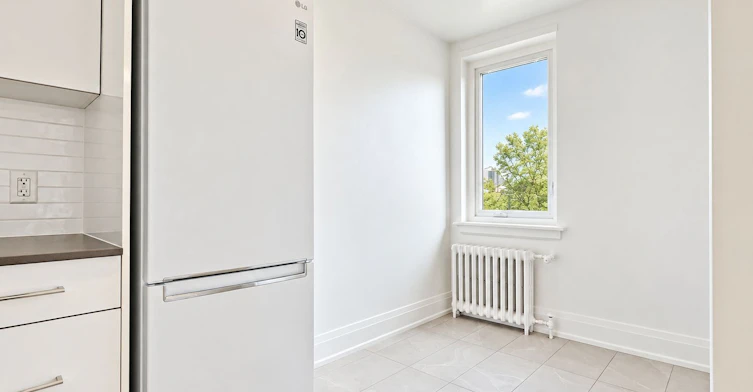 621-398 Avenue Road, Toronto, ON, M4V 2H4 - 5