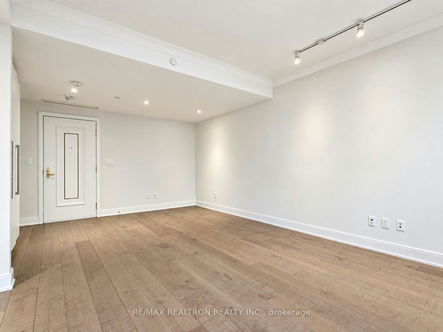 107-2 Clarendon Avenue, Toronto, ON, M4V 1H9 - 7