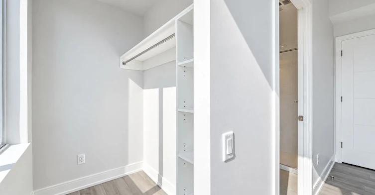 904-2525 Bathurst Street, Toronto, ON, M6B 2Y9 - 7