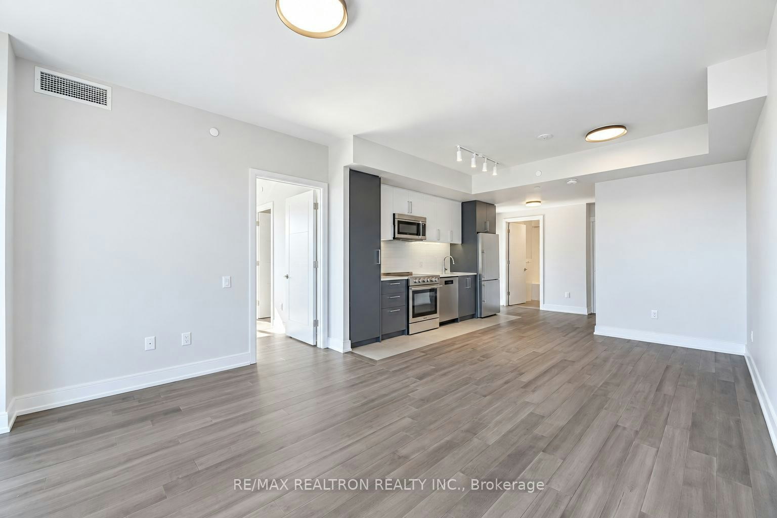 904-2525 Bathurst Street, Toronto, ON, M6B 2Y9 - 3