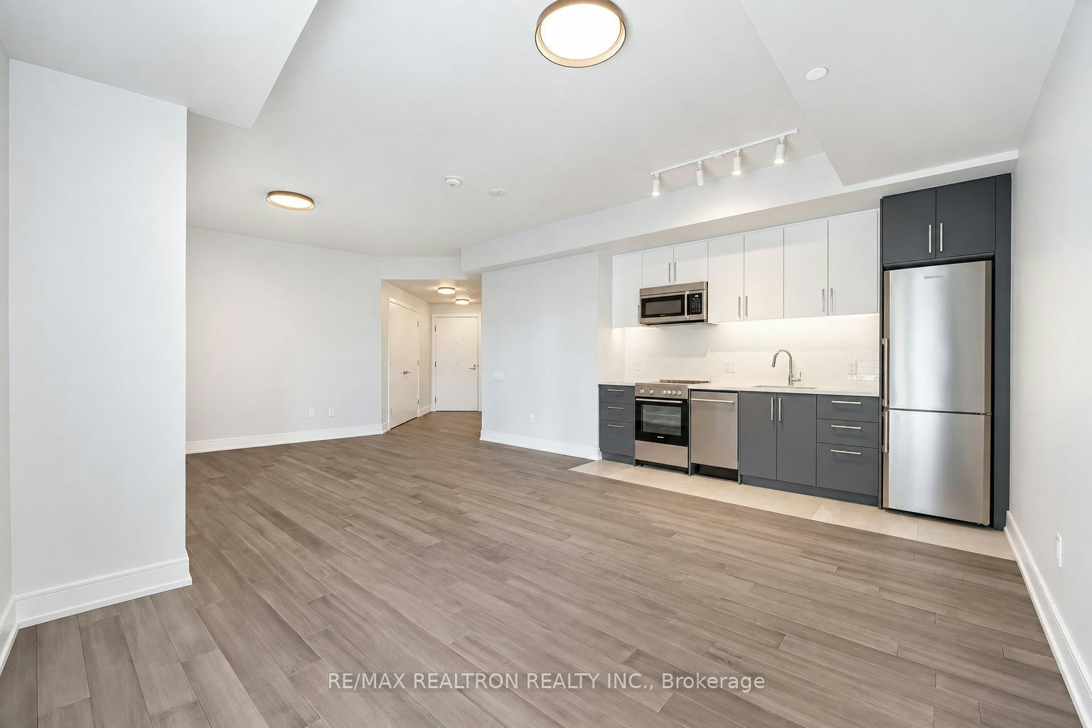 1001-2525 Bathurst Street, Toronto, ON, M6B 2Y9 - 3