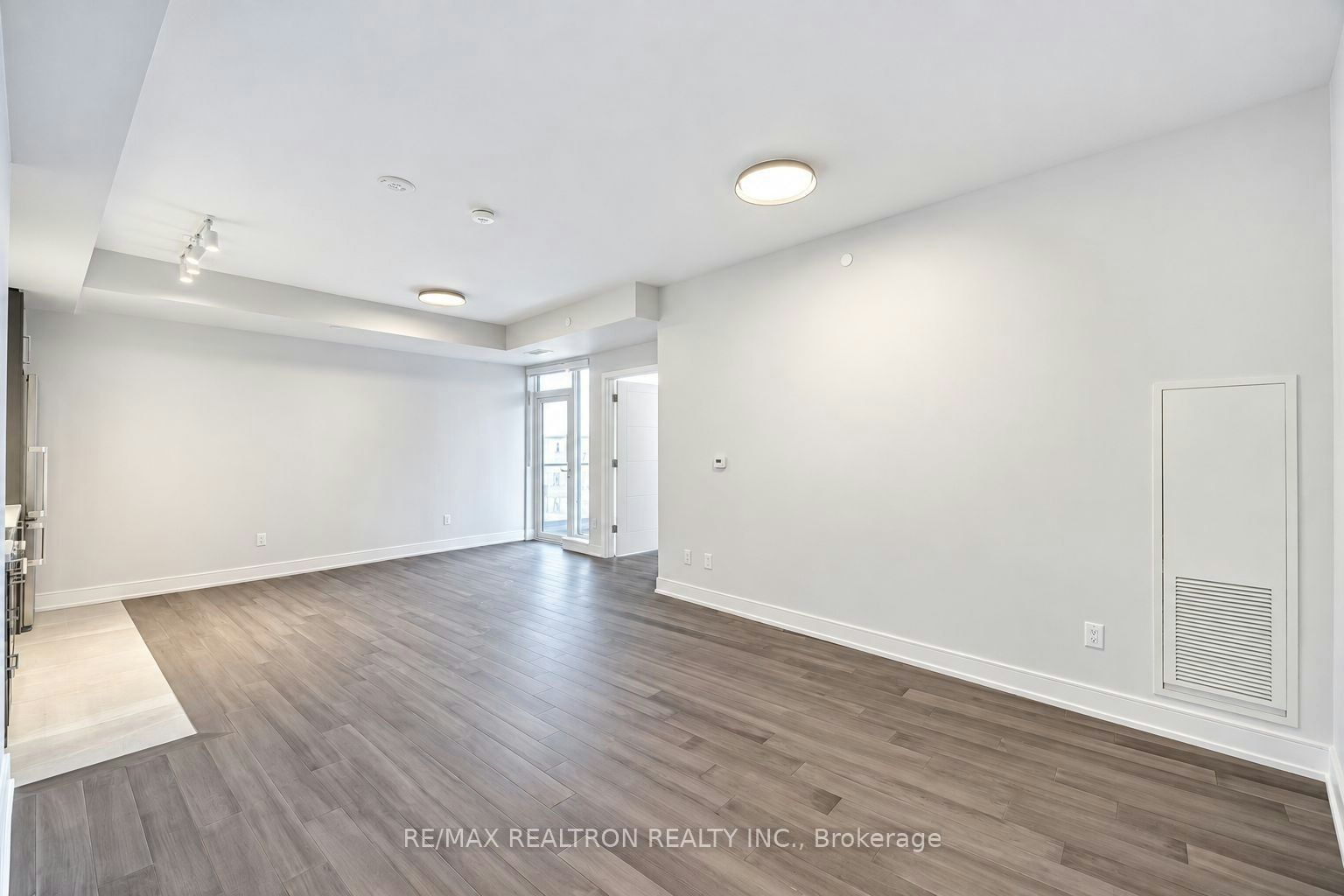 1001-2525 Bathurst Street, Toronto, ON, M6B 2Y9 - 4
