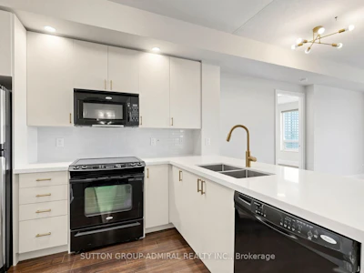 1203-181 Wynford Drive - 3