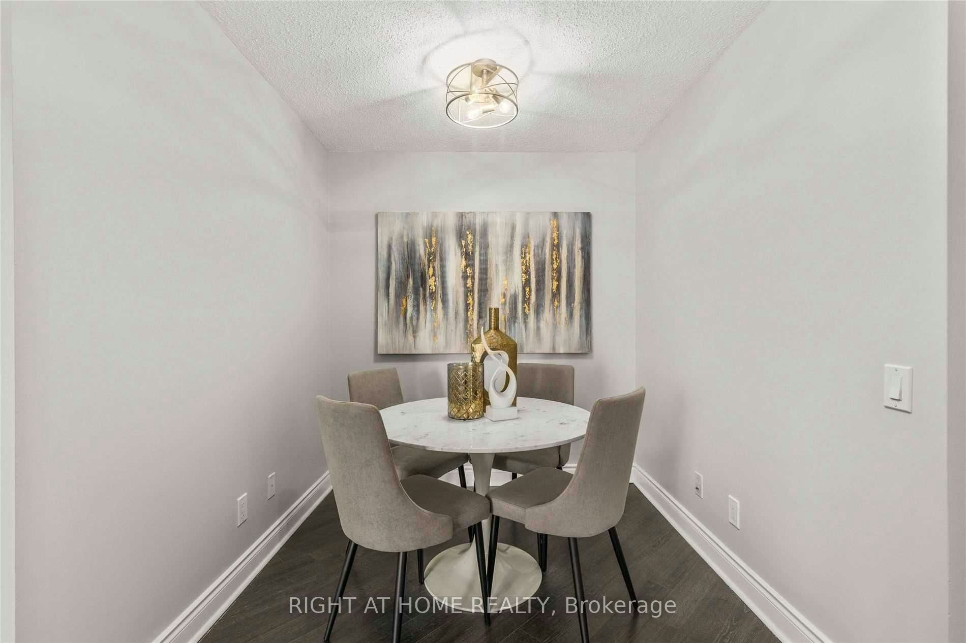 1029-15 Northtown Way, Toronto, ON, M2N 7A2 - 7
