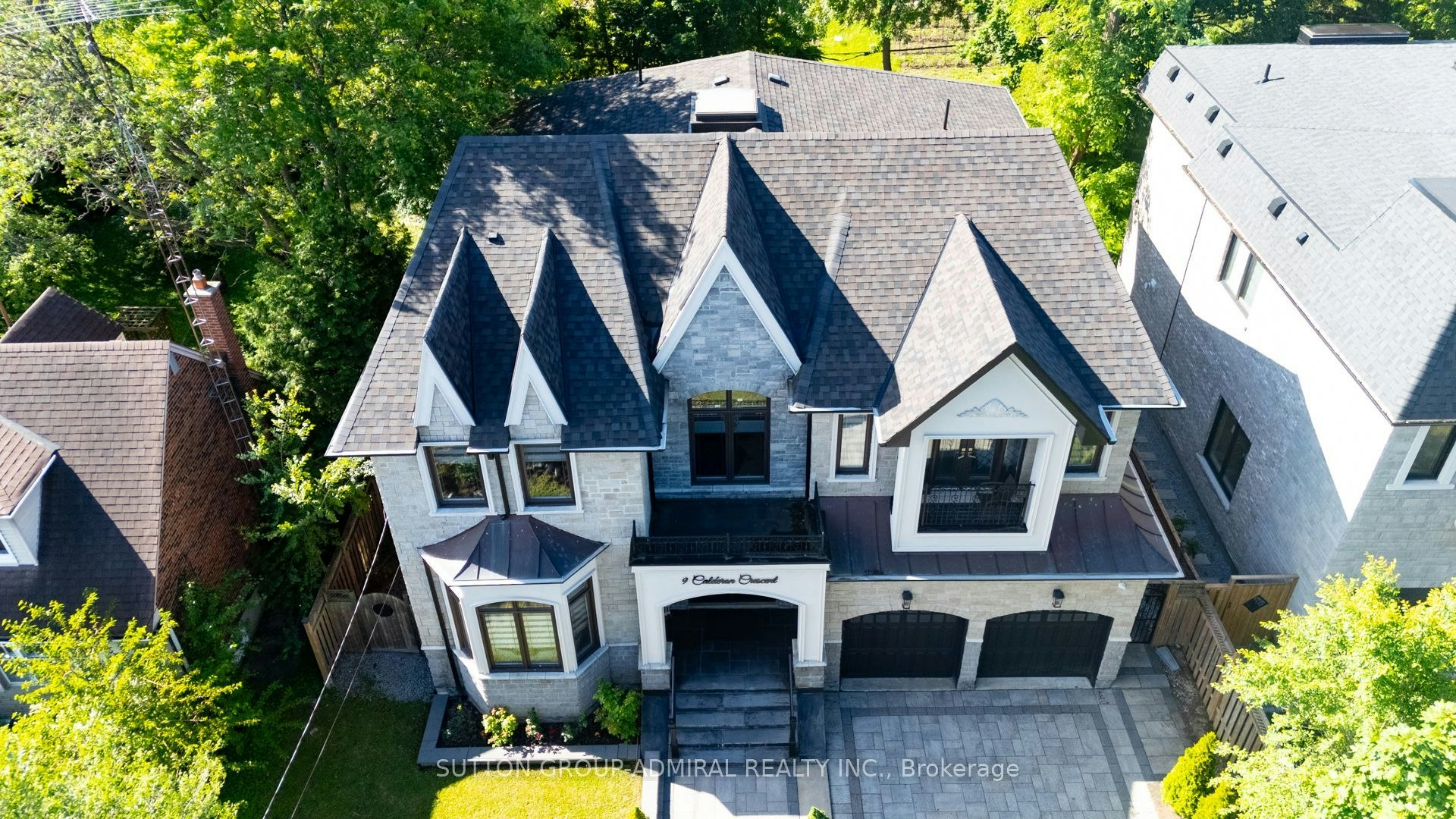 9 Calderon Crescent, Toronto, ON, M2R 2E4