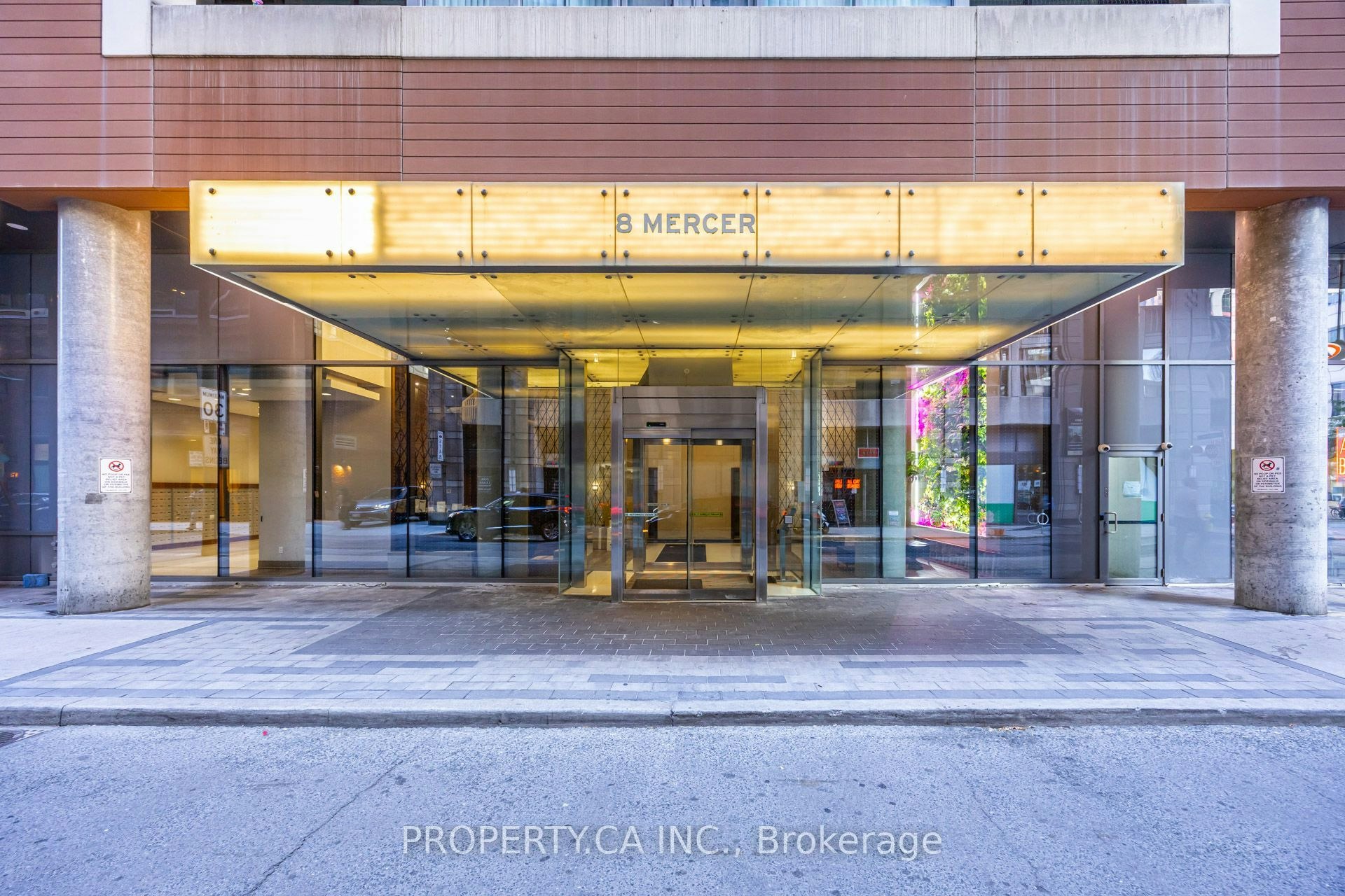 416-8 Mercer Street, Toronto, ON, M5V 0C4
