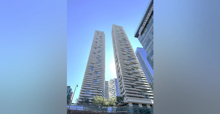 5004-88 Harbour Street, Toronto, ON, M5J 0C3