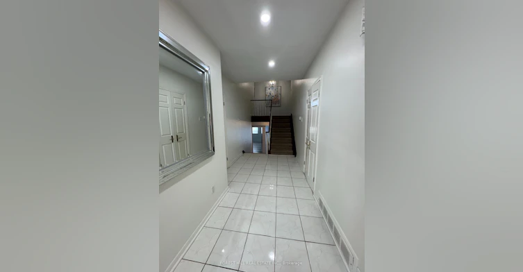 3 Tokay Court, Toronto, ON, M3H 3V2 - 3