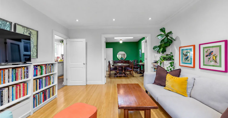 Upper-277 Wychwood Avenue, Toronto, ON, M6C 2T6 - 5