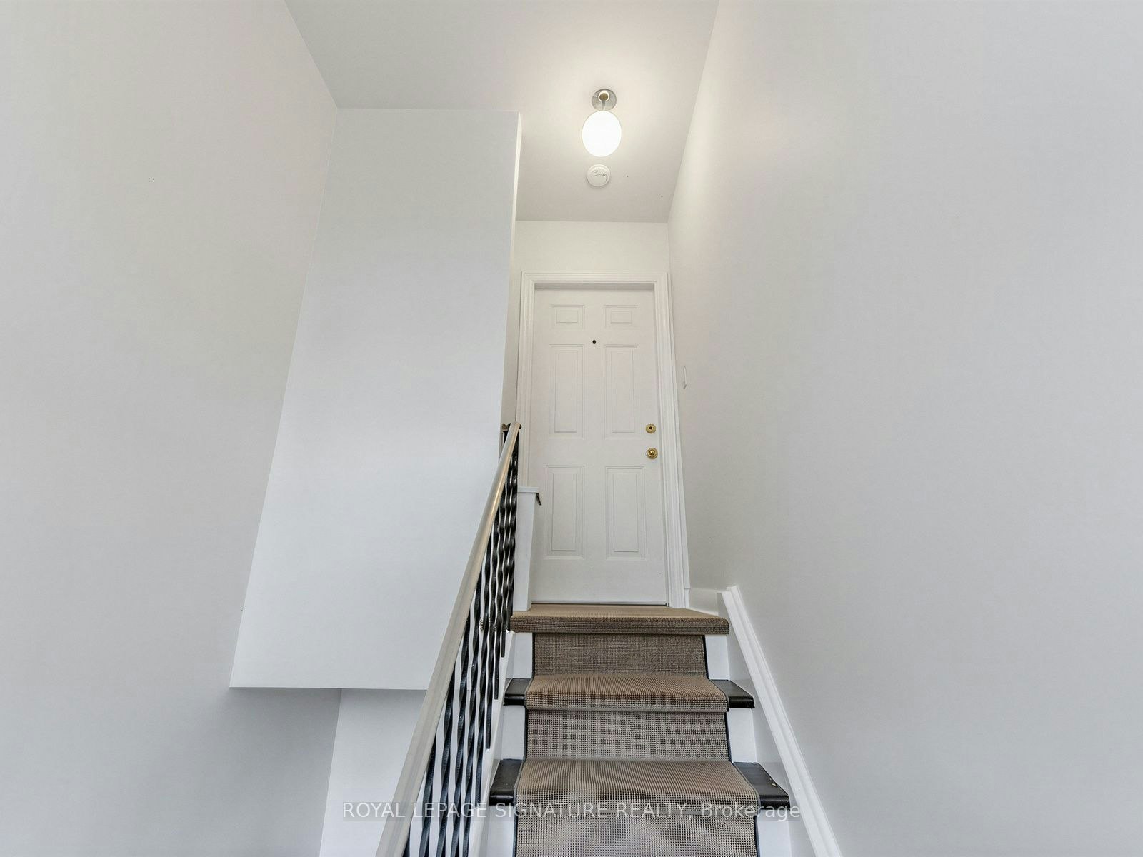 Upper-277 Wychwood Avenue, Toronto, ON, M6C 2T6 - 2