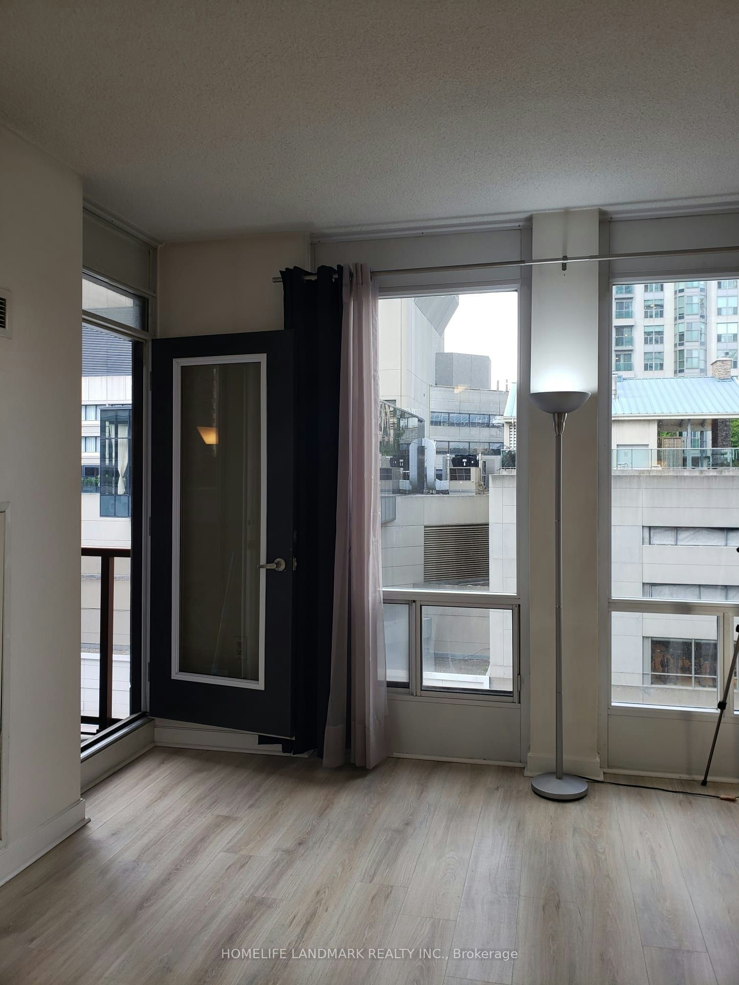 1203-85 Bloor Street E, Toronto, ON, M4W 3Y1 - 17