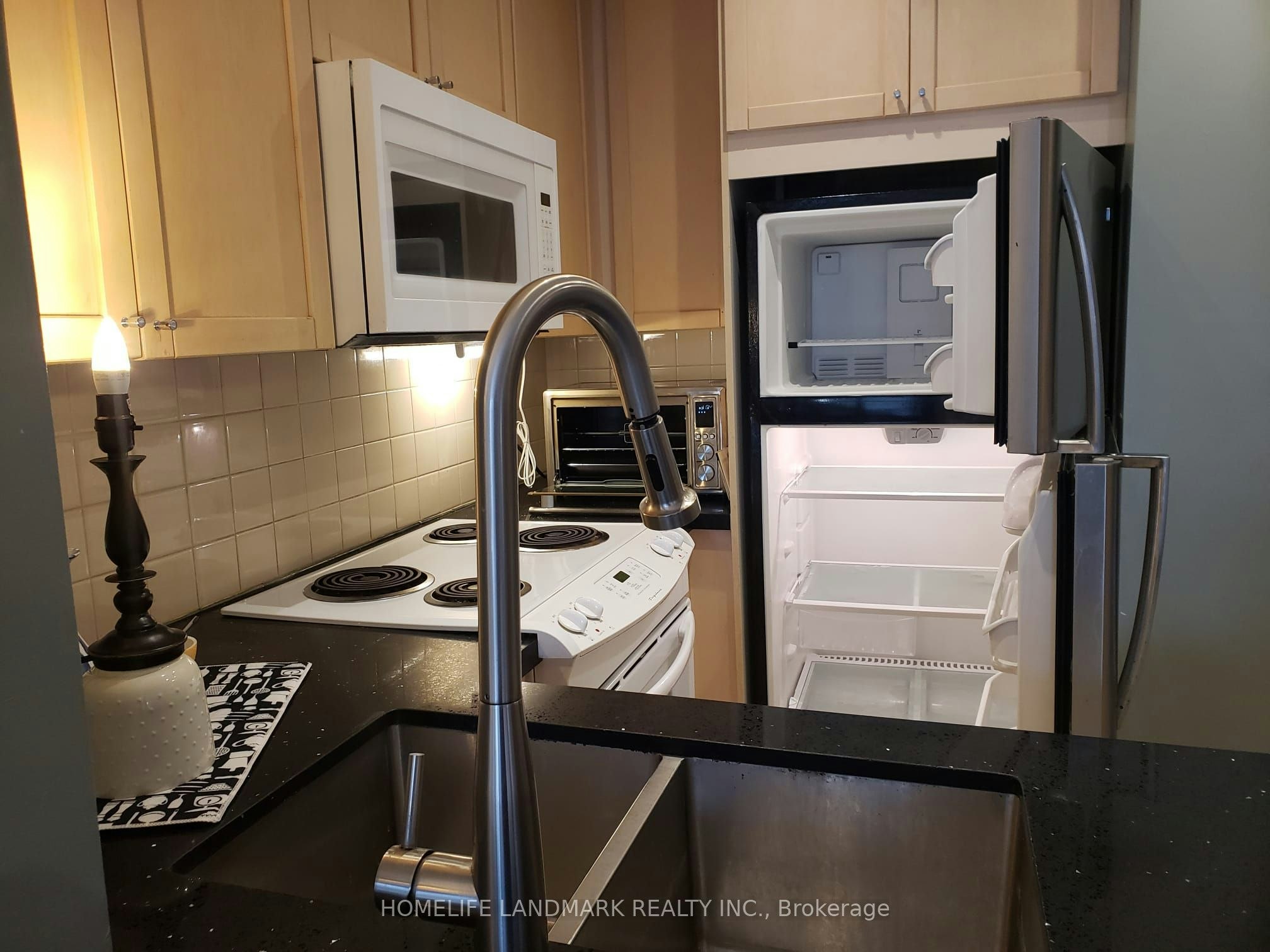 1203-85 Bloor Street E, Toronto, ON, M4W 3Y1 - 12
