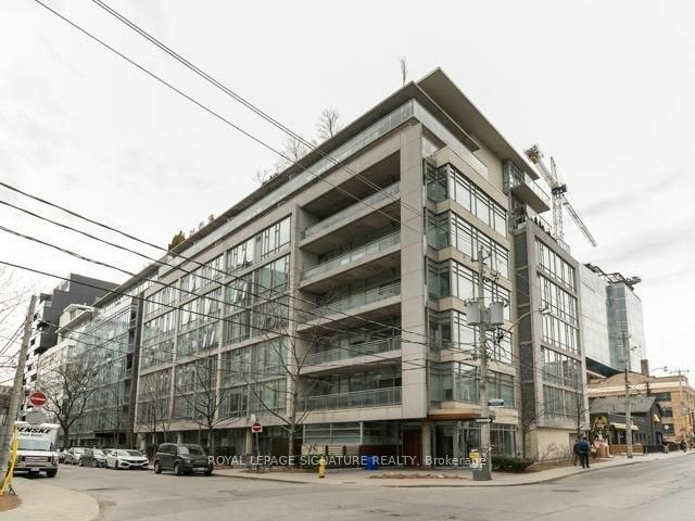 807-66 Portland Street, Toronto, ON, M5V 2M8 - 11