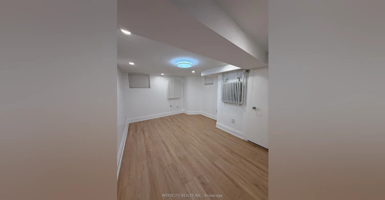 Basement-380 Clinton Street, Toronto, ON, M6G 2Z2 - 4