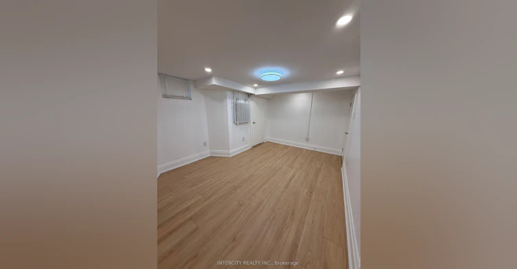 Basement-380 Clinton Street, Toronto, ON, M6G 2Z2 - 5
