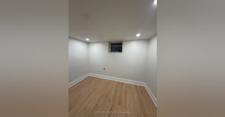 Basement-380 Clinton Street, Toronto, ON, M6G 2Z2 - 6
