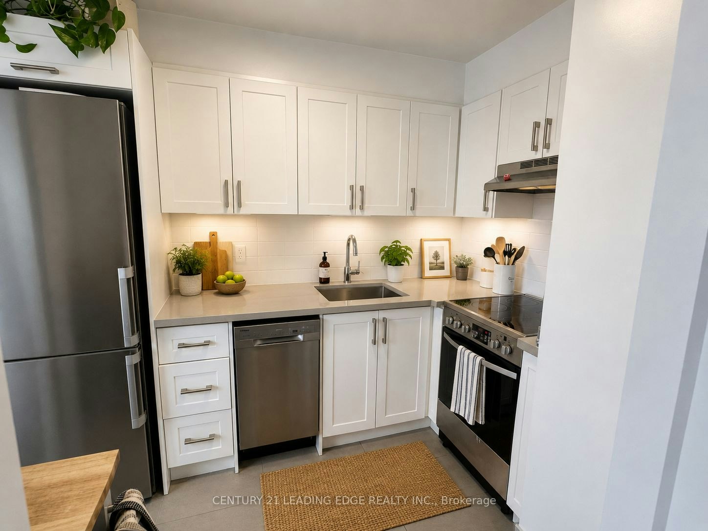 9D-20 Prince Arthur Avenue, Toronto, ON, M5R 1B1 - 3