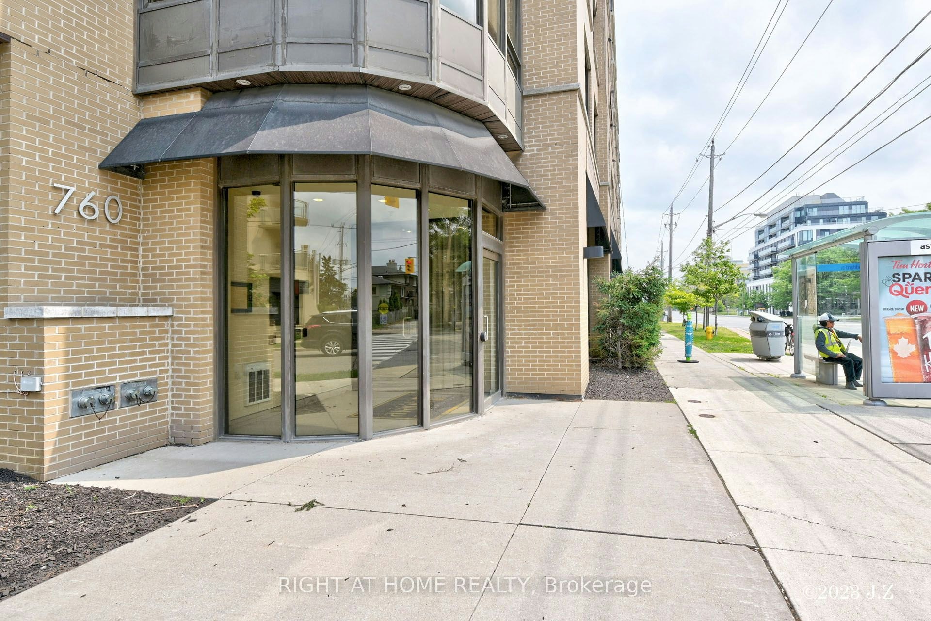 312-760 Sheppard Avenue W, Toronto, ON, M3H 0B3 - 2