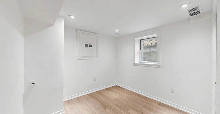 Basement-68 Macpherson Avenue, Toronto, ON, M5R 1W8 - 12