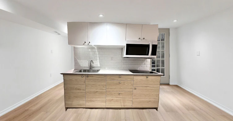 Basement-68 Macpherson Avenue, Toronto, ON, M5R 1W8 - 17