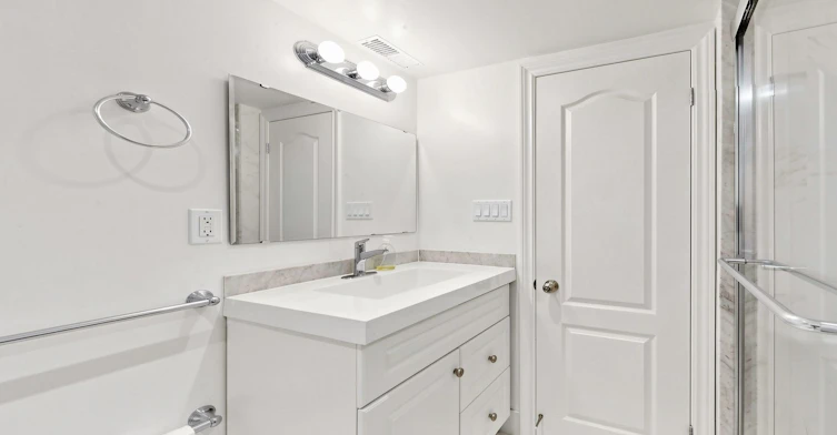 Basement-68 Macpherson Avenue, Toronto, ON, M5R 1W8 - 15