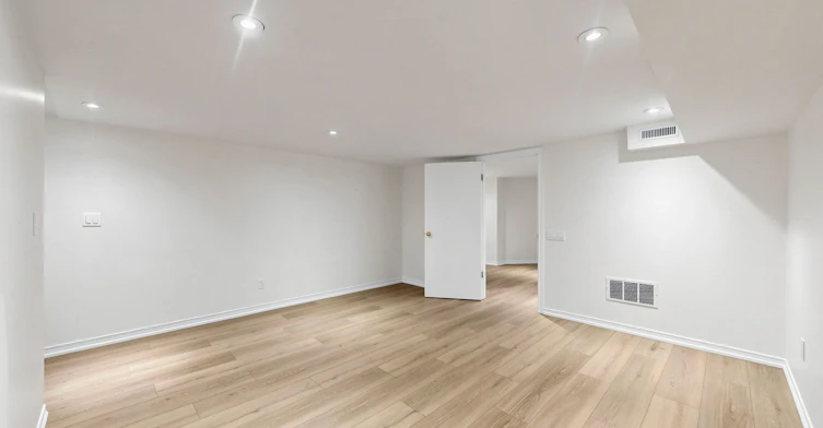 Basement-68 Macpherson Avenue, Toronto, ON, M5R 1W8 - 7