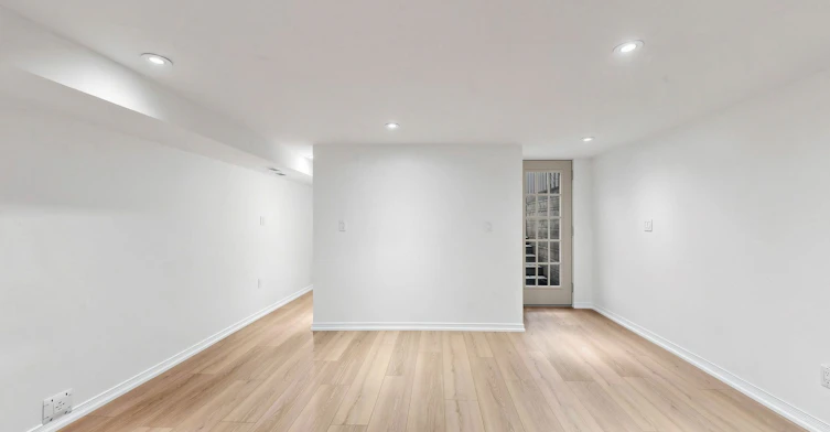 Basement-68 Macpherson Avenue, Toronto, ON, M5R 1W8 - 4