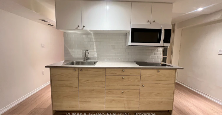 Basement-68 Macpherson Avenue, Toronto, ON, M5R 1W8 - 18