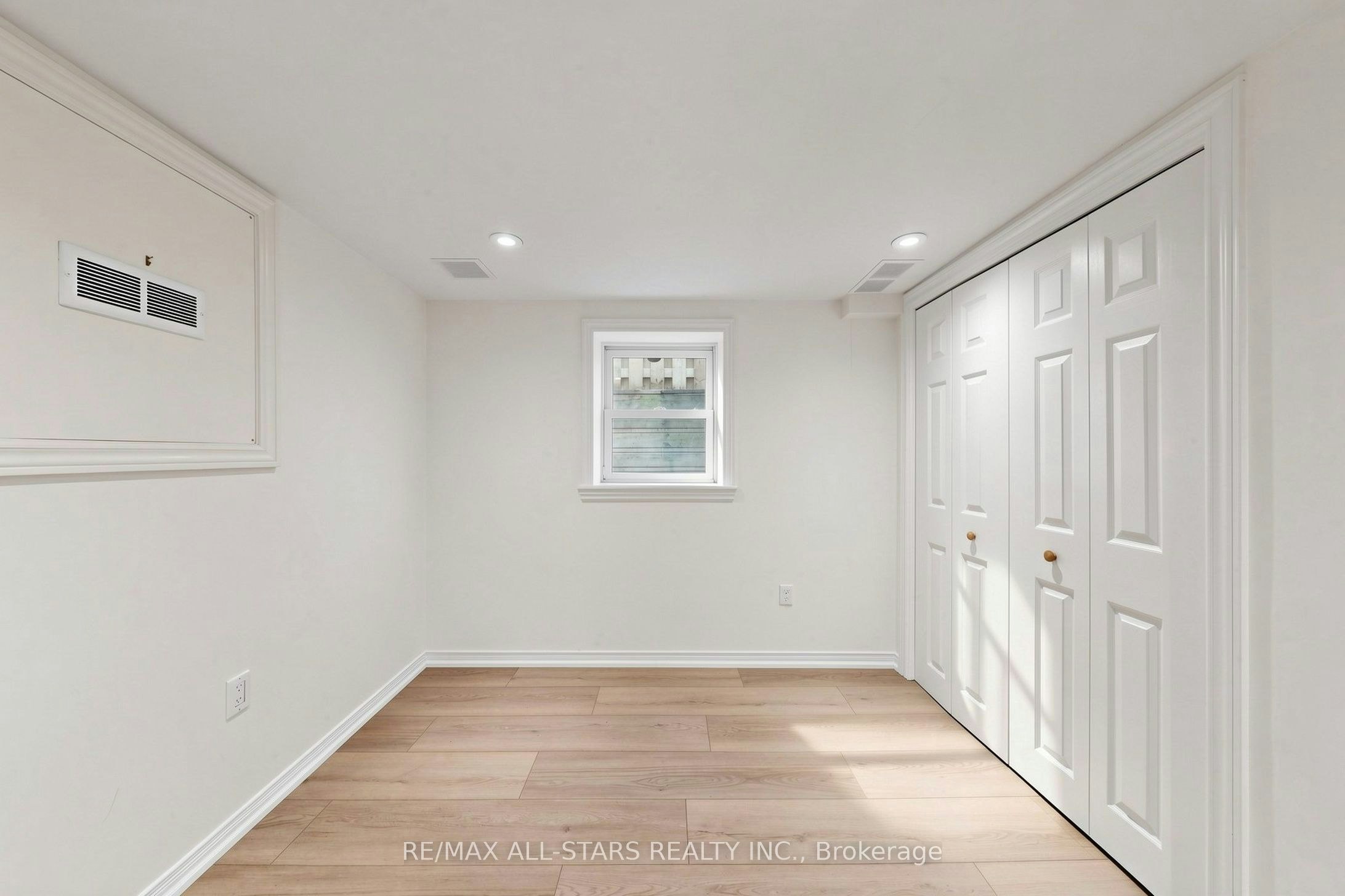 Basement-68 Macpherson Avenue, Toronto, ON, M5R 1W8 - 14