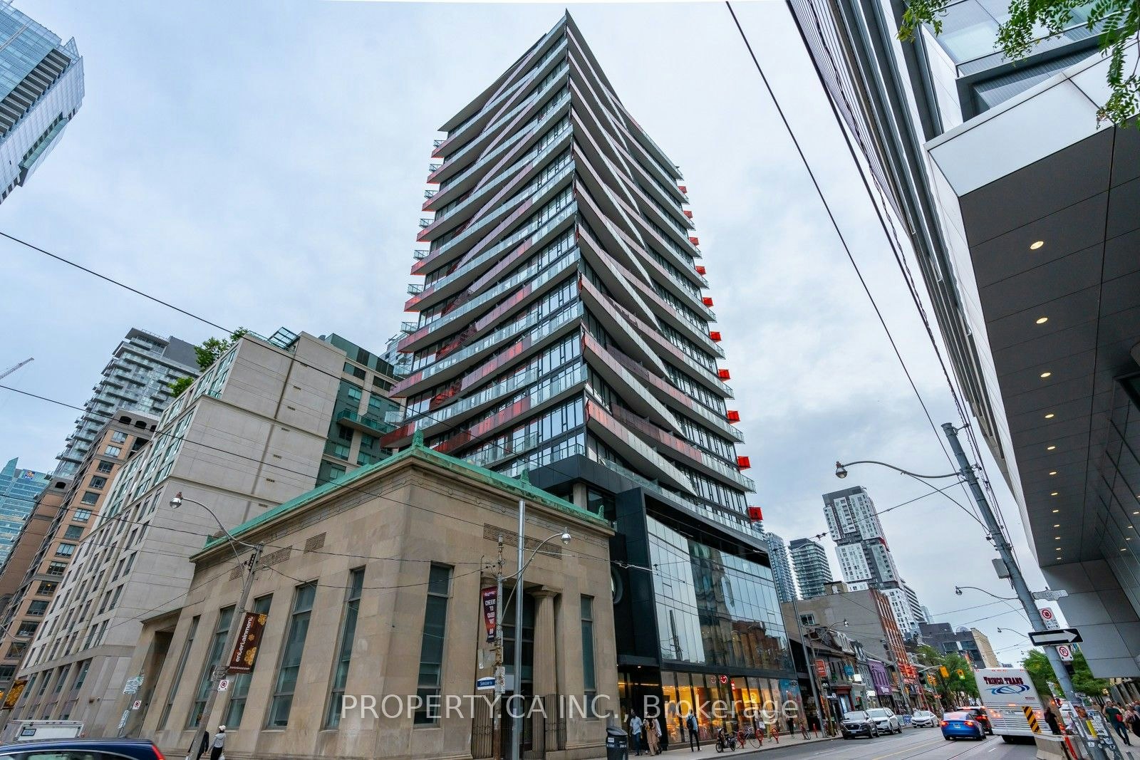 1616-215 Queen Street W, Toronto, ON, M5V 0P5