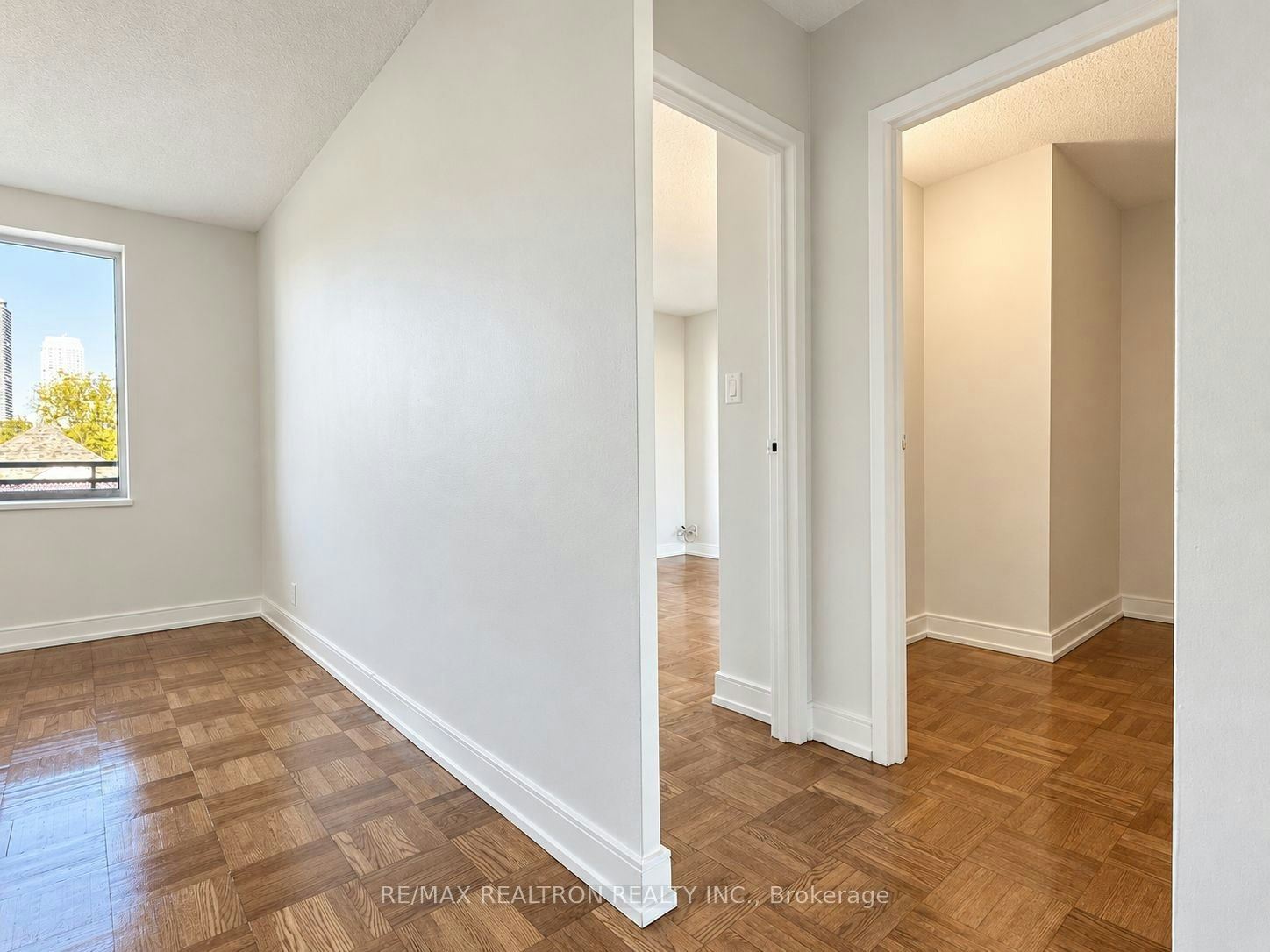 310-990 Avenue Road, Toronto, ON, M5P 2K8 - 3