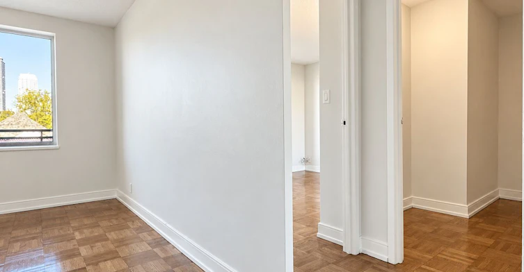 310-990 Avenue Road, Toronto, ON, M5P 2K8 - 3