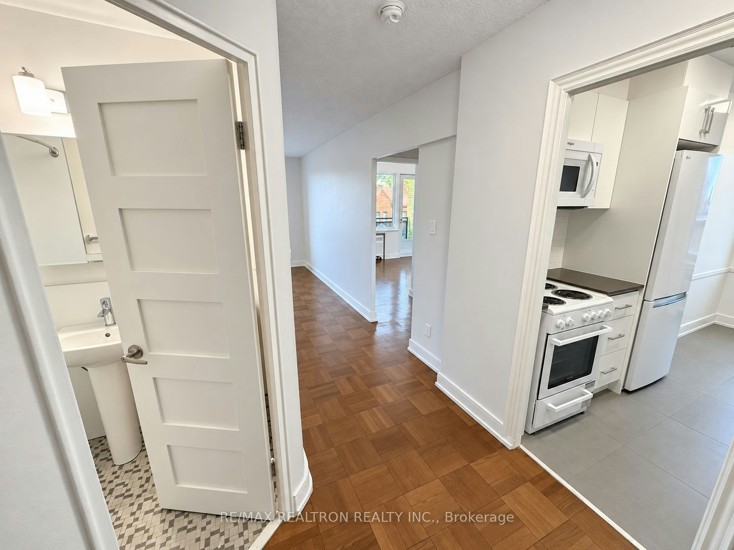 310-990 Avenue Road, Toronto, ON, M5P 2K8 - 7