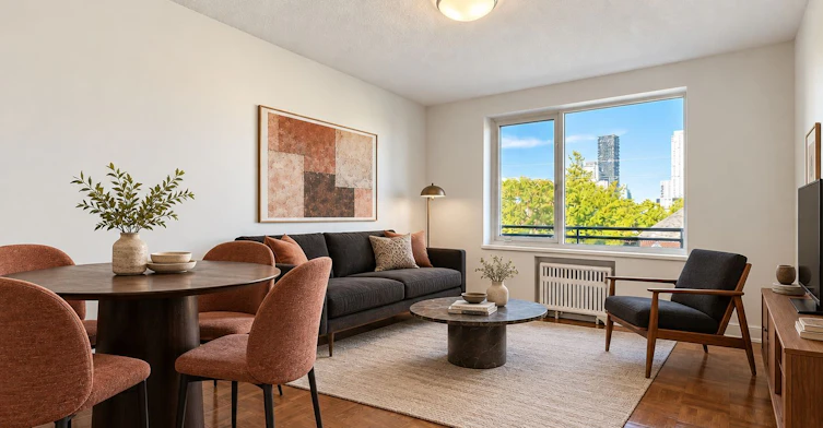 310-990 Avenue Road, Toronto, ON, M5P 2K8