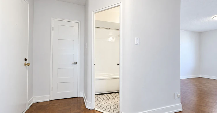 310-990 Avenue Road, Toronto, ON, M5P 2K8 - 11