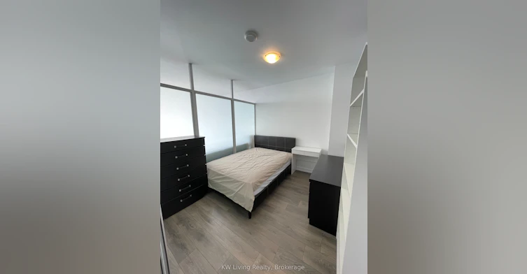 Ph301-426 University Avenue, Toronto, ON, M5G 1S9 - 6
