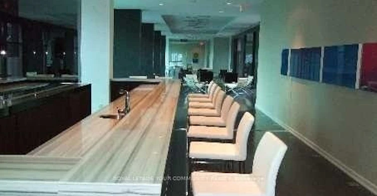 2302-37 Grosvenor Street, Toronto, ON, M4Y 3G5 - 3