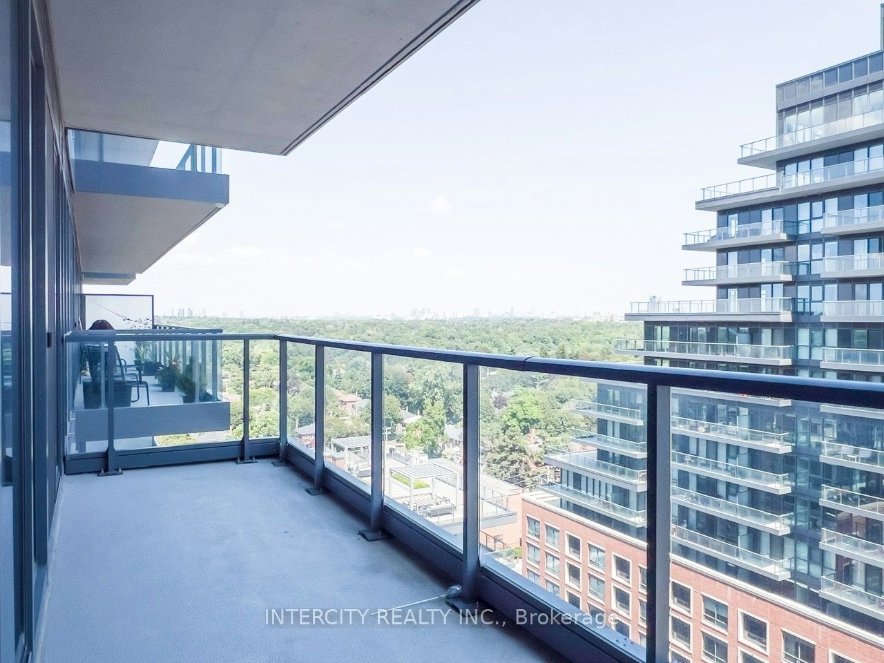 1307-33 Frederick Todd Way, Toronto, ON, M4G 0C9
