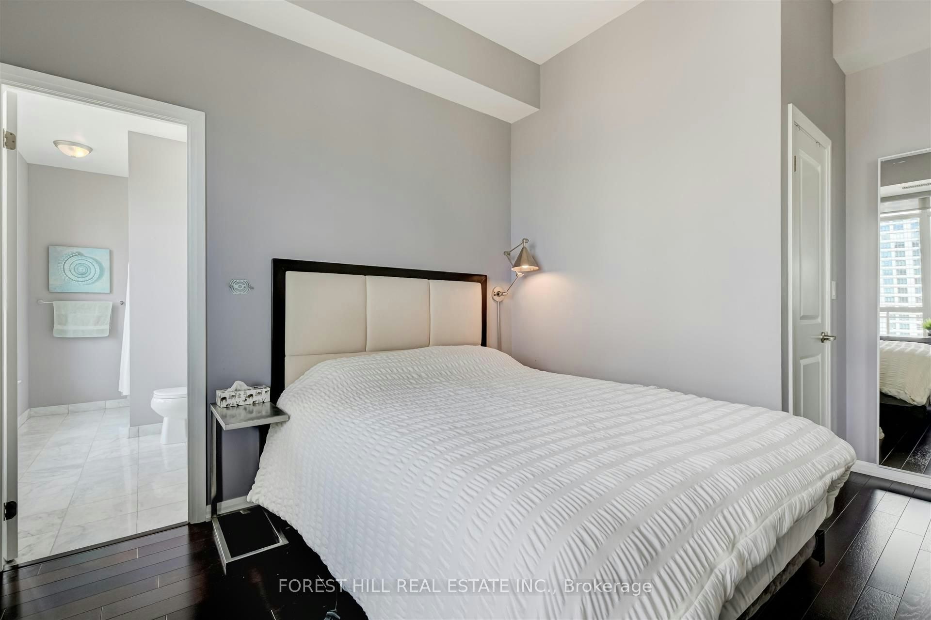 2504-35 Hayden Street, Toronto, ON, M4Y 3C3 - 24