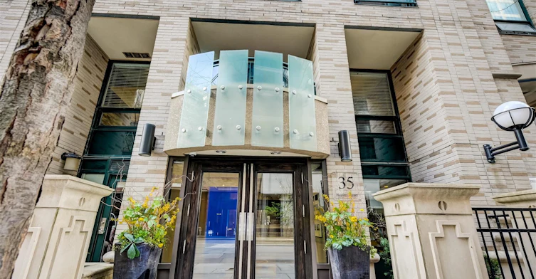 2504-35 Hayden Street, Toronto, ON, M4Y 3C3 - 4